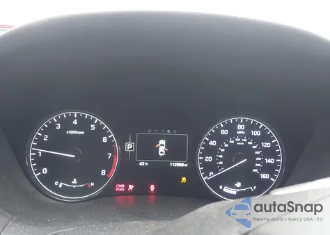 2015 Hyundai Genesis 3.8 z USA, uszkodzony, nr VIN KMHGN4JE5FU058149